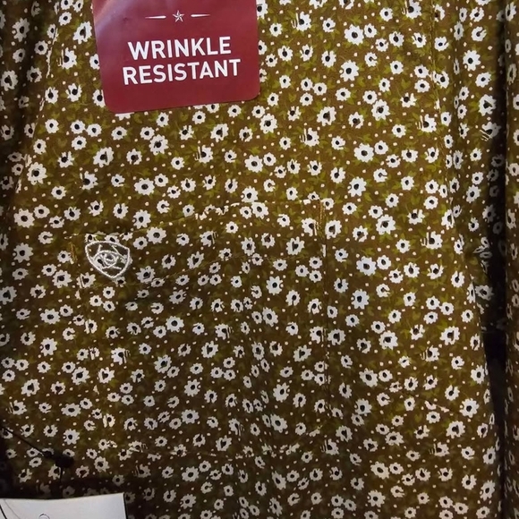 Ariat NWT Shirt Medium Brown Floral Western - Picture 7 of 7